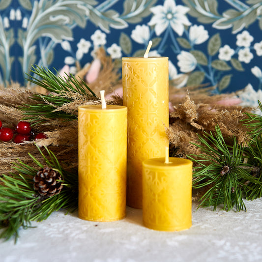 Pure beeswax pillar Candle "Amber Flame"