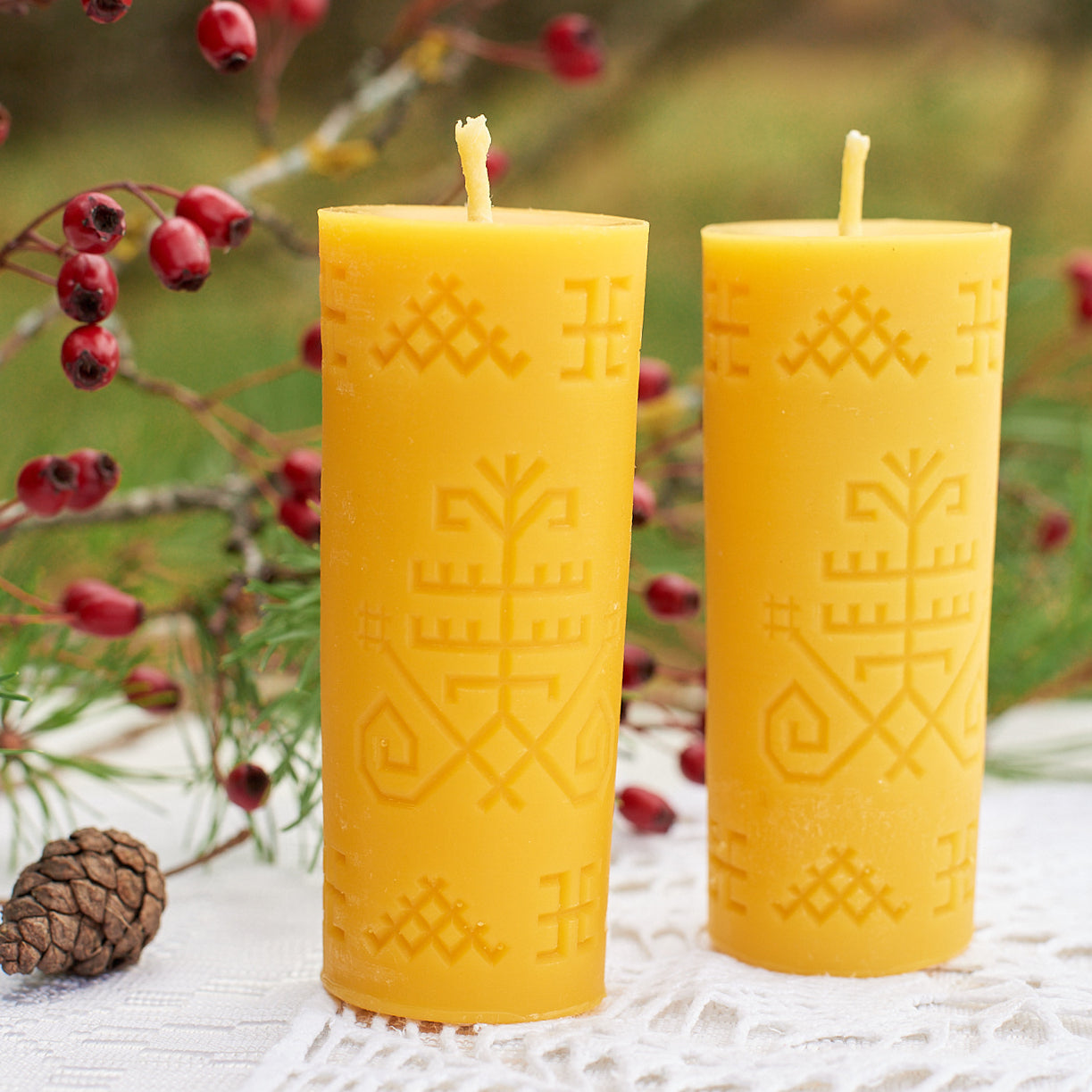 Beeswax Pillar Candle "AUSTRA"